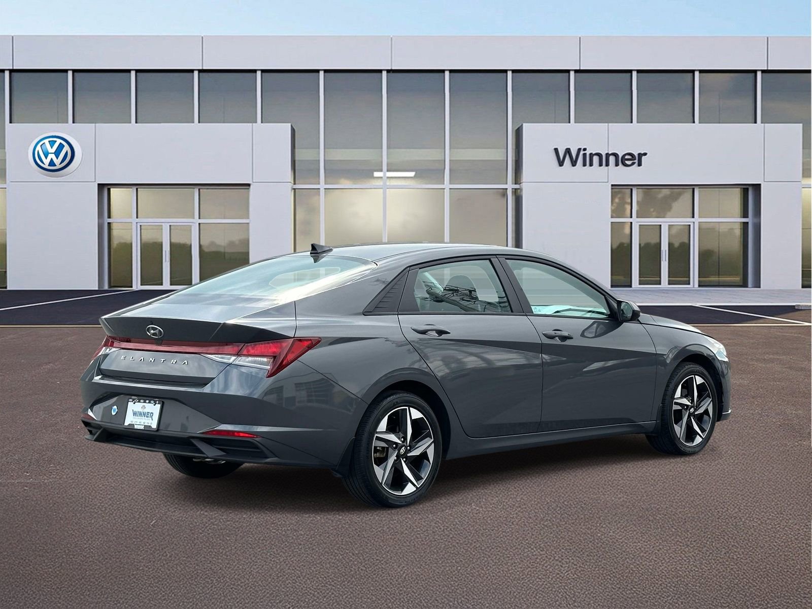 Used 2023 Hyundai Elantra SEL w/ Convenience Package FWD image 5