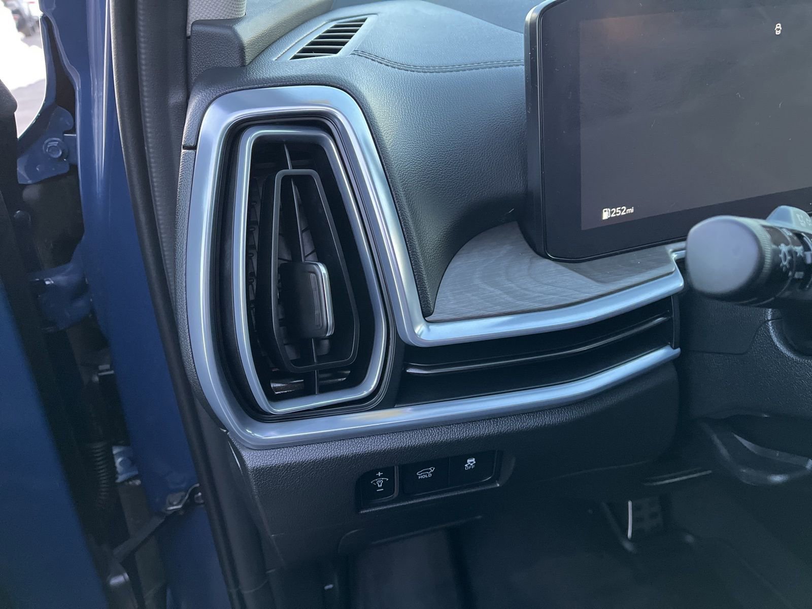 Used 2024 Kia Sorento SX image 26