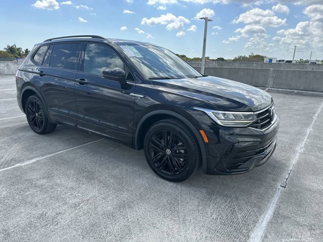 Used 2022 Volkswagen Tiguan SE R-Line image 35