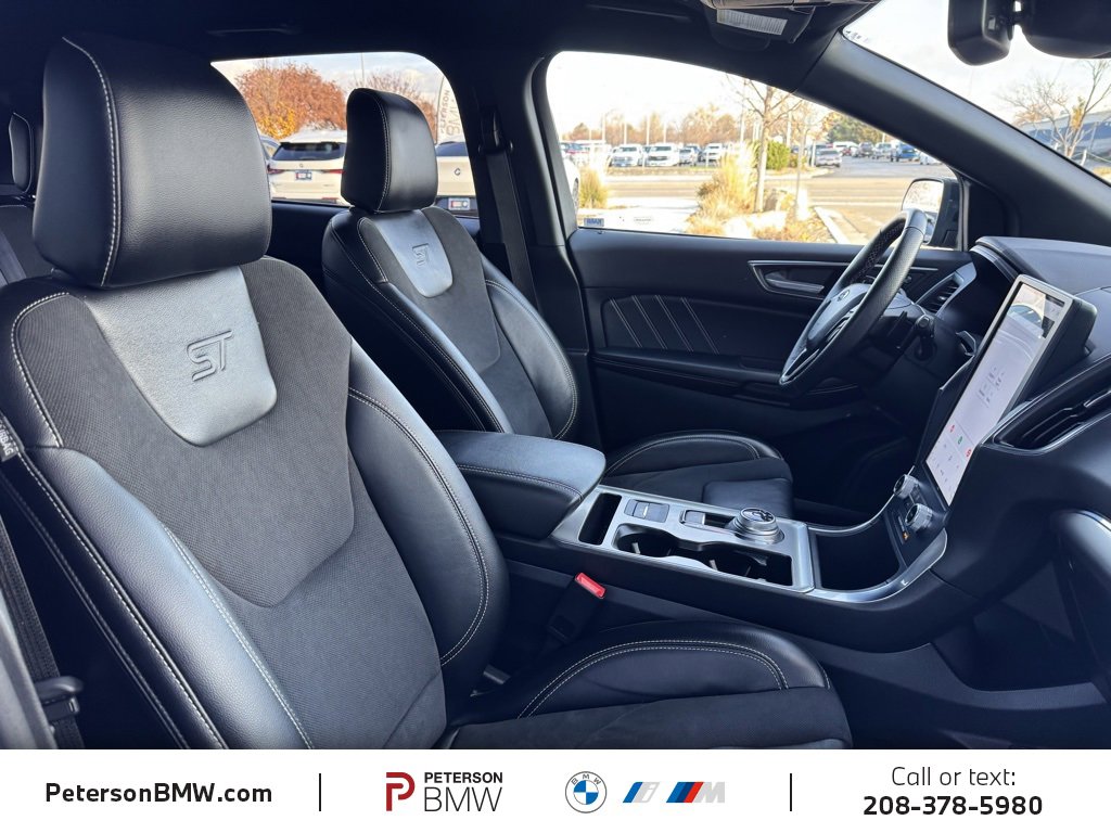 Used 2023 Ford Edge ST image 19