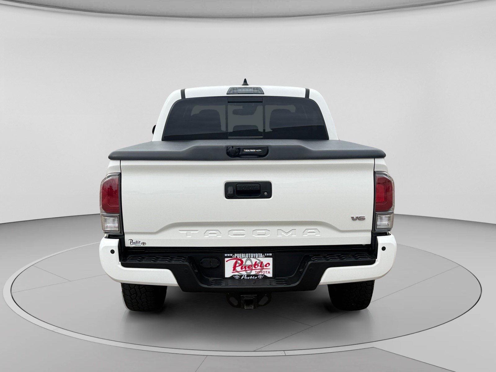 Used 2021 Toyota Tacoma TRD Sport w/ Technology Package AWD/4WD image 4