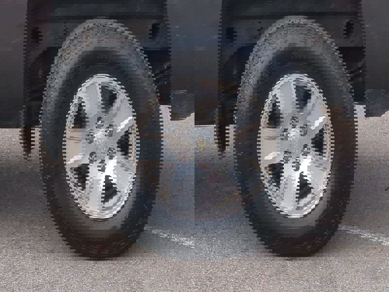 Used 2018 Chevrolet Silverado 1500 LT AWD/4WD image 14