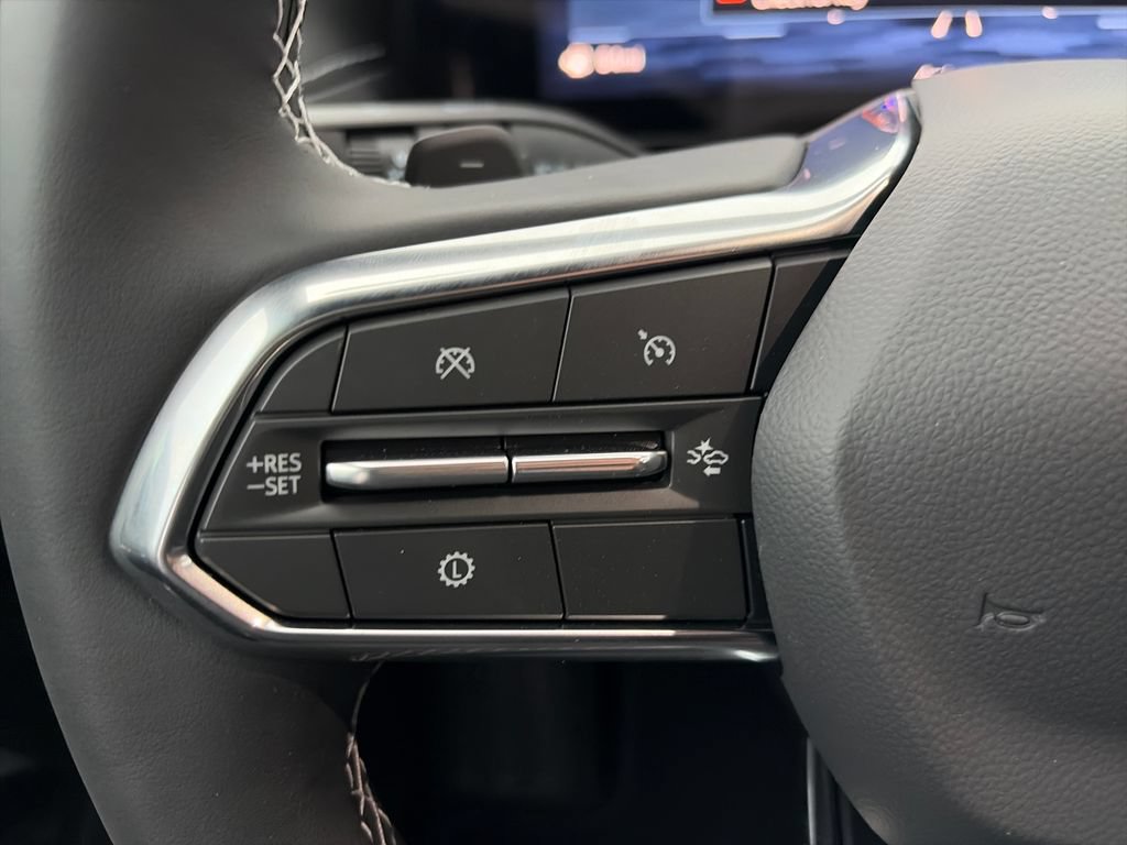 New 2027 Chevrolet Traverse LT FWD image 13