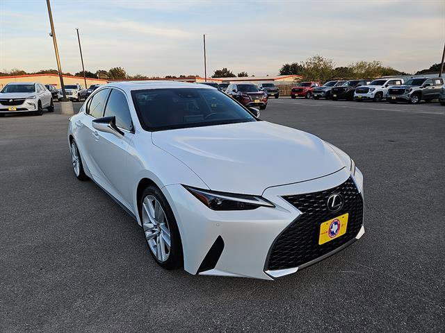 Used 2021 Lexus IS 300 w/ Comfort Package image 7