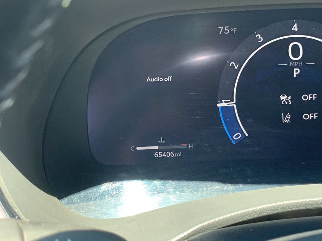 Used 2023 Toyota Highlander Platinum FWD image 30