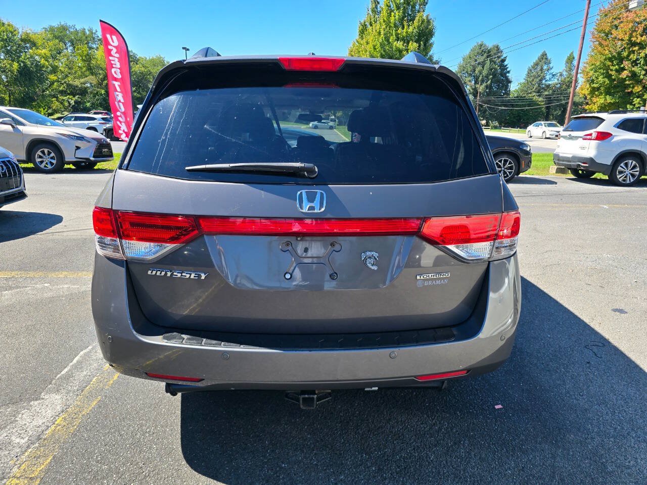 Used 2016 Honda Odyssey Touring image 4