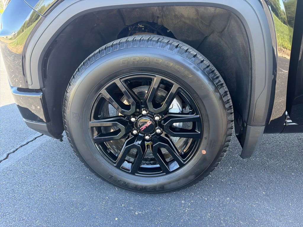 Used 2024 GMC Sierra 1500 Elevation image 28