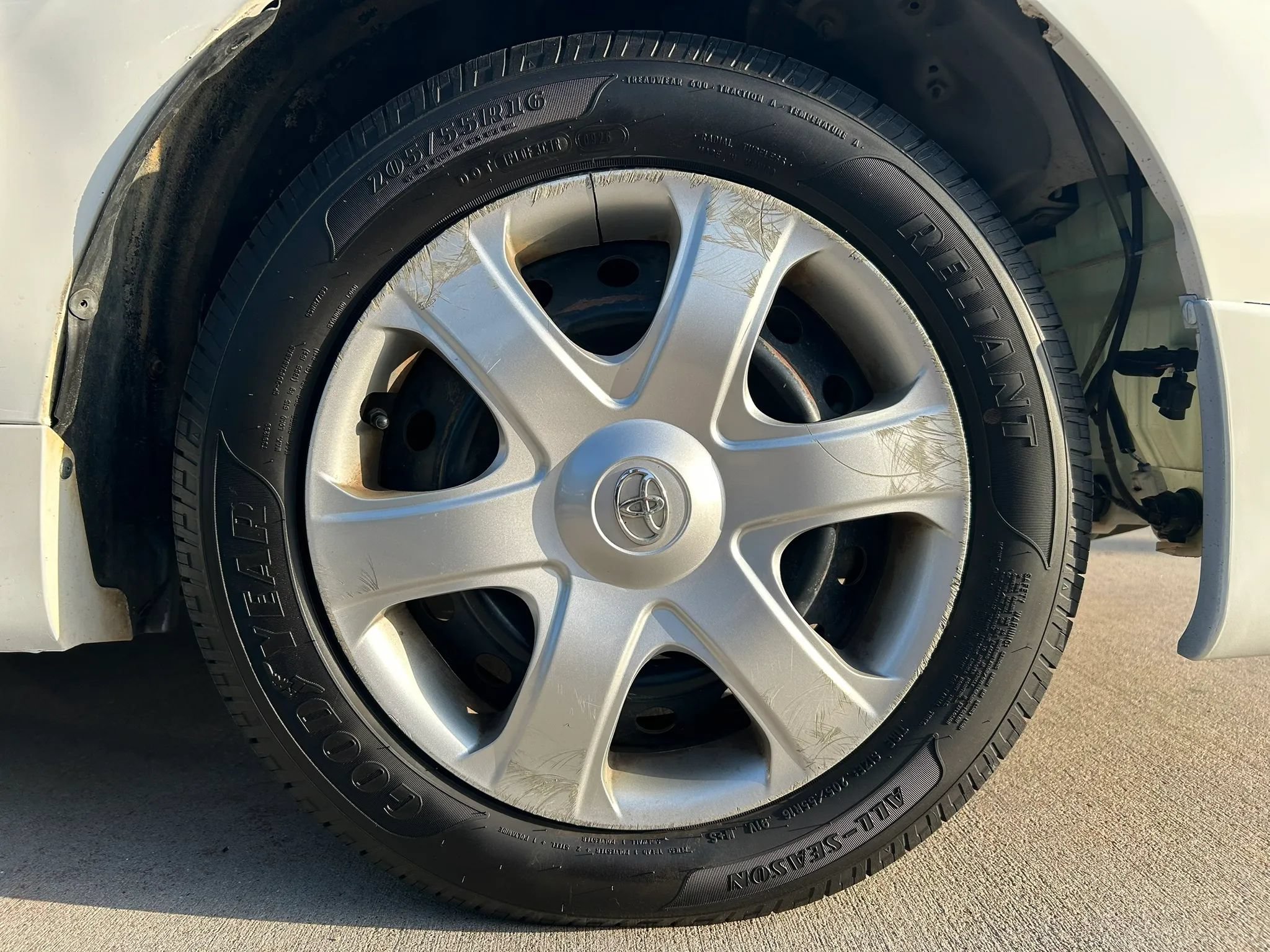 Used 2010 Toyota Matrix S FWD image 29
