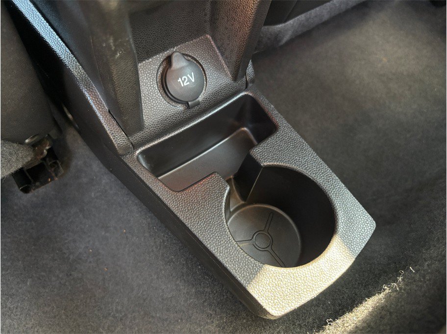 Used 2017 Ford Fiesta Titanium FWD image 36