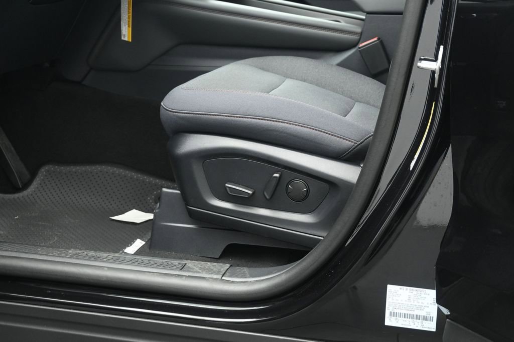 New 2026 Ford Explorer Active RWD image 11