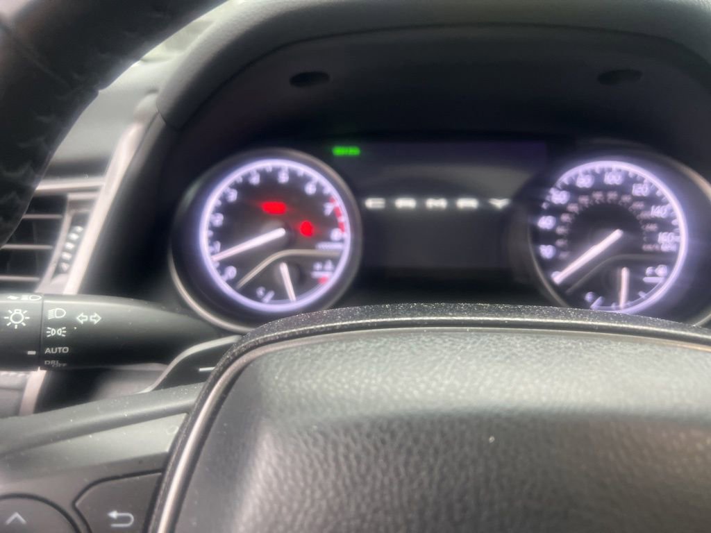 Used 2022 Toyota Camry SE w/ Cold Weather Package image 38