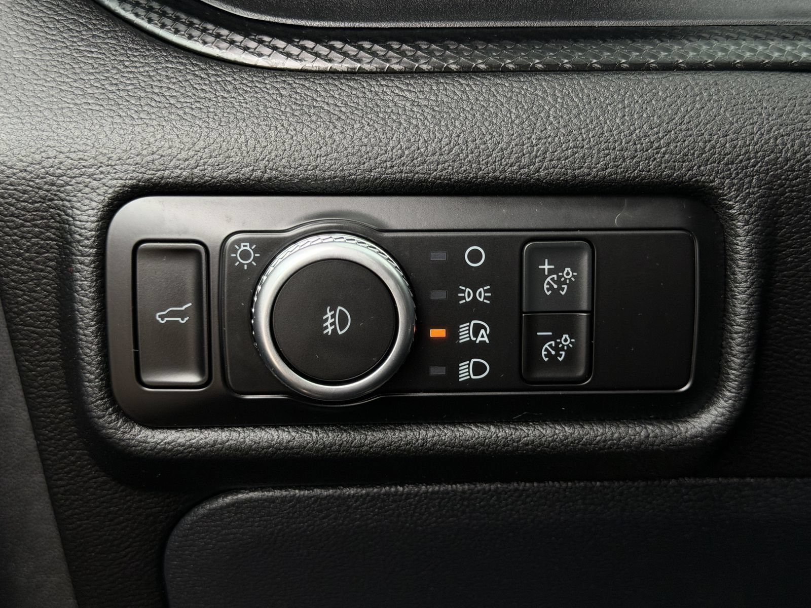 Used 2022 Ford Explorer ST w/ Equipment Group 401A RWD image 24
