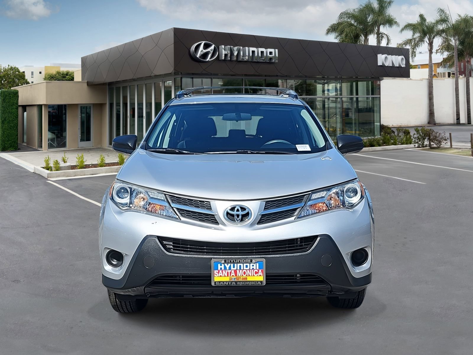 Used 2015 Toyota RAV4 LE image 8