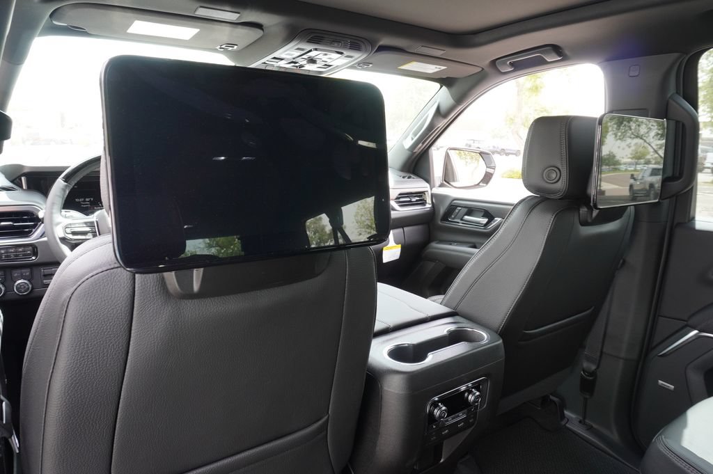 New 2026 GMC Yukon XL Denali w/ Denali Reserve Package AWD/4WD image 11