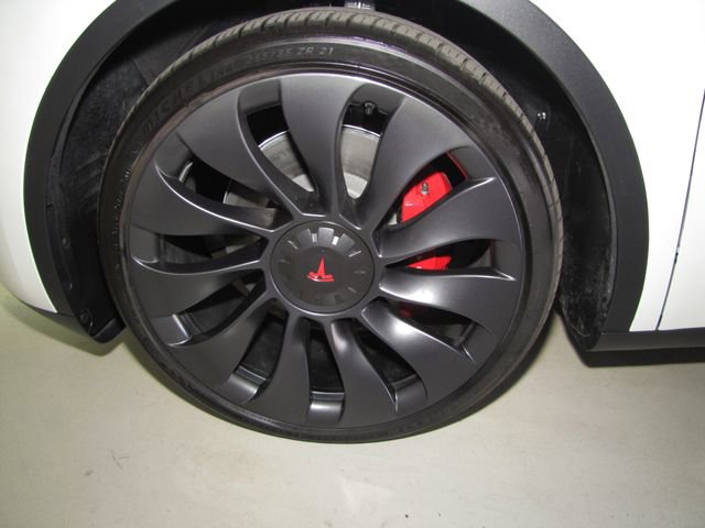 Used 2024 Tesla Model Y Performance AWD/4WD image 21