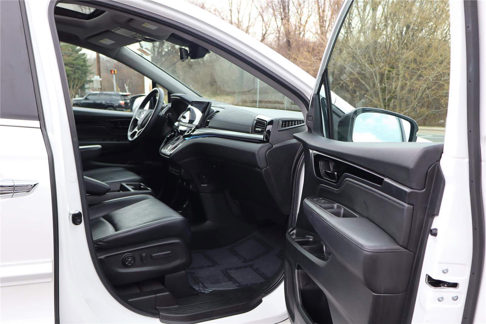 Used 2022 Honda Odyssey Touring image 27