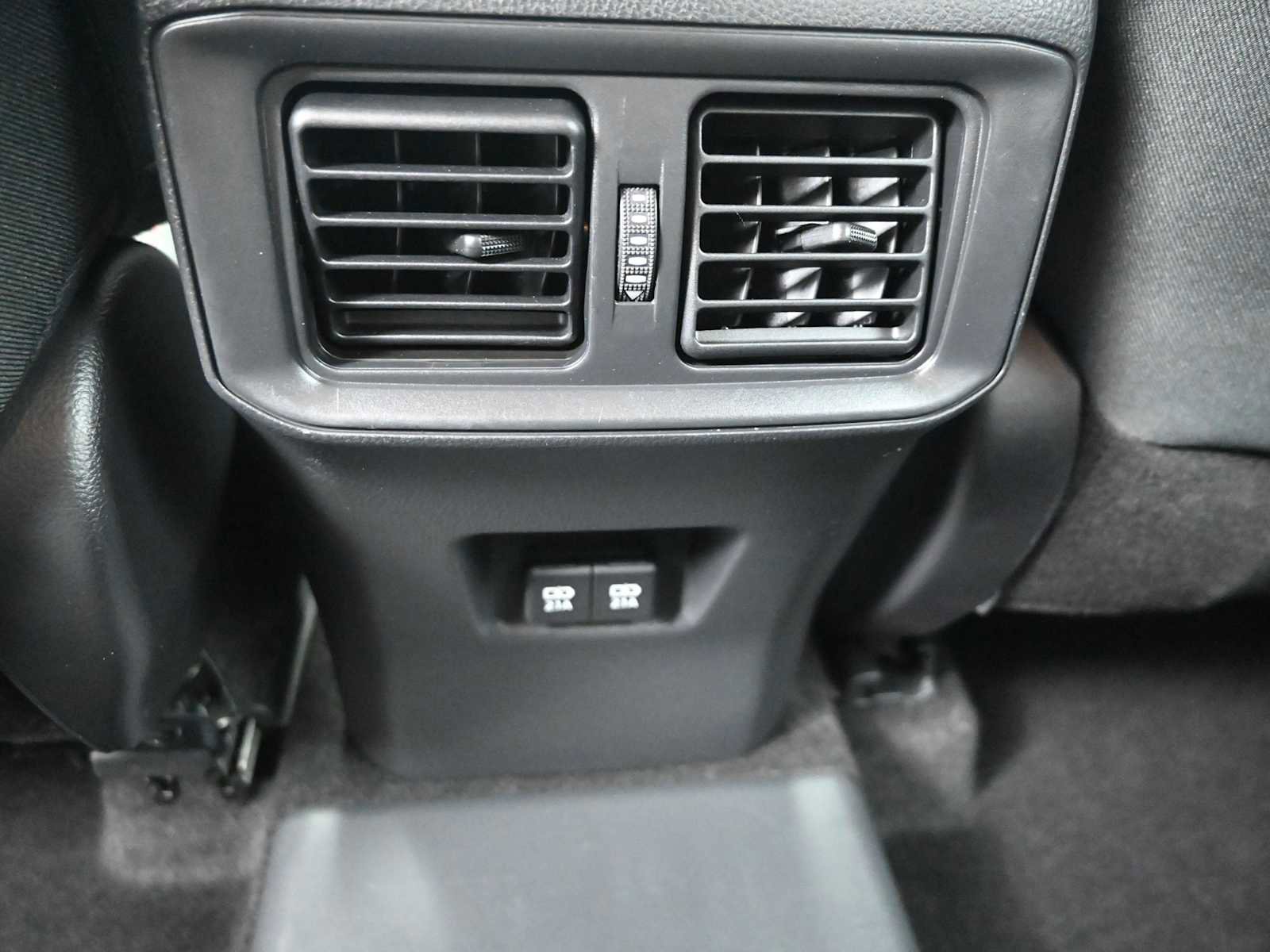 Used 2021 Toyota RAV4 SE w/ Weather & Moonroof Package image 14
