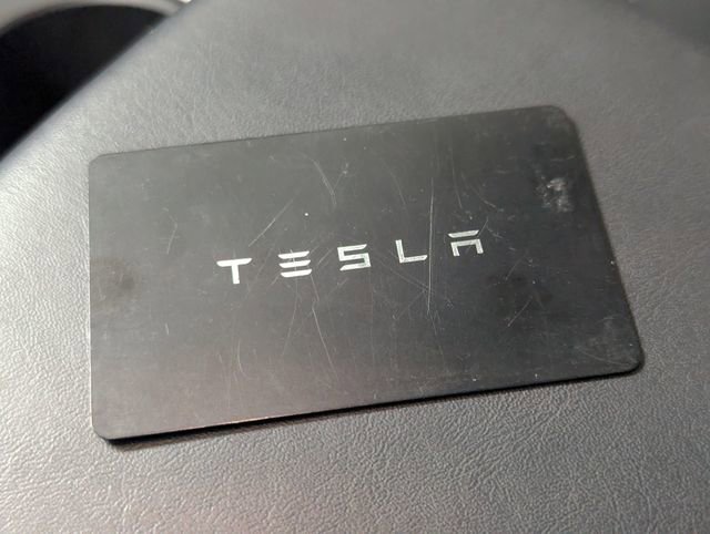 Used 2023 Tesla Model 3 Standard Range RWD image 22