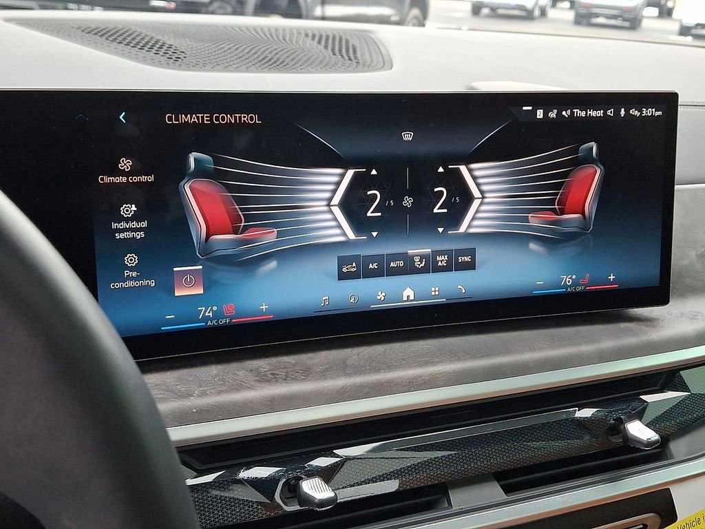 Used 2026 BMW X5 xDrive40i w/ M Sport Package image 17