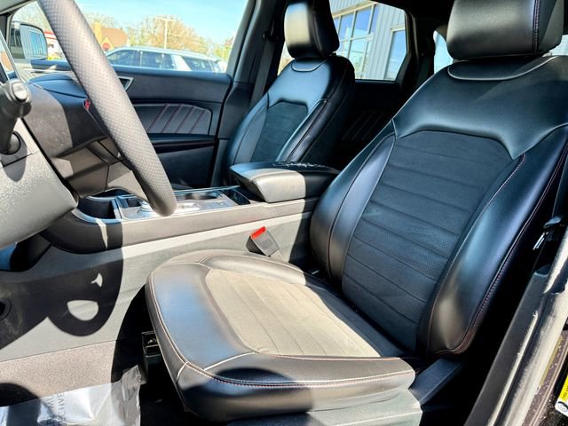 Used 2022 Ford Edge ST-Line AWD/4WD image 14