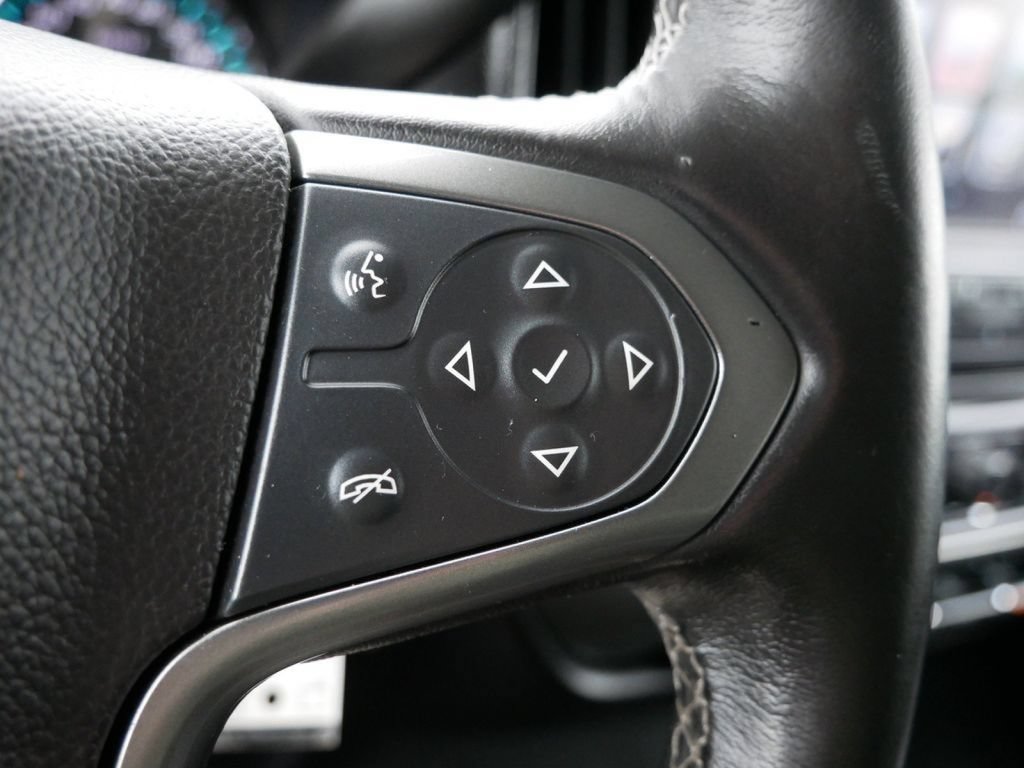 Used 2018 Chevrolet Silverado 1500 LT w/ All Star Edition AWD/4WD image 31