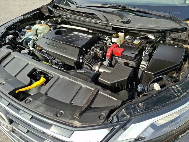 Used 2024 Nissan Rogue SV FWD image 33