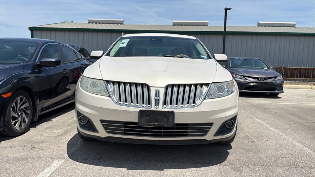 Used 2009 Lincoln MKS FWD image 2