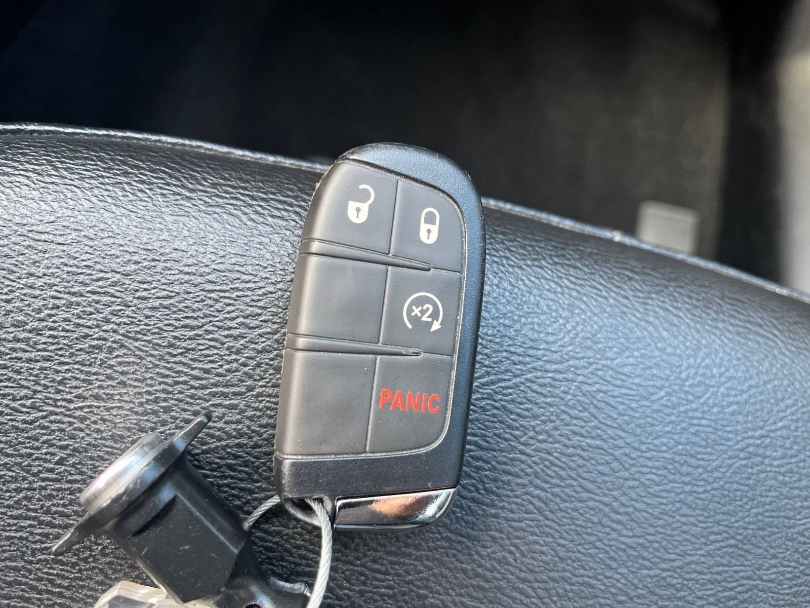 Used 2025 Jeep Compass Limited AWD/4WD image 25