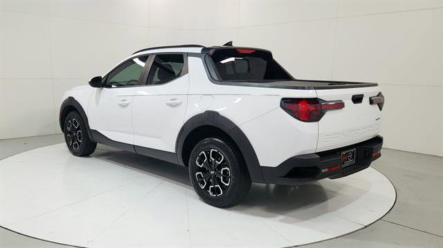 Used 2022 Hyundai Santa Cruz SEL Premium image 6