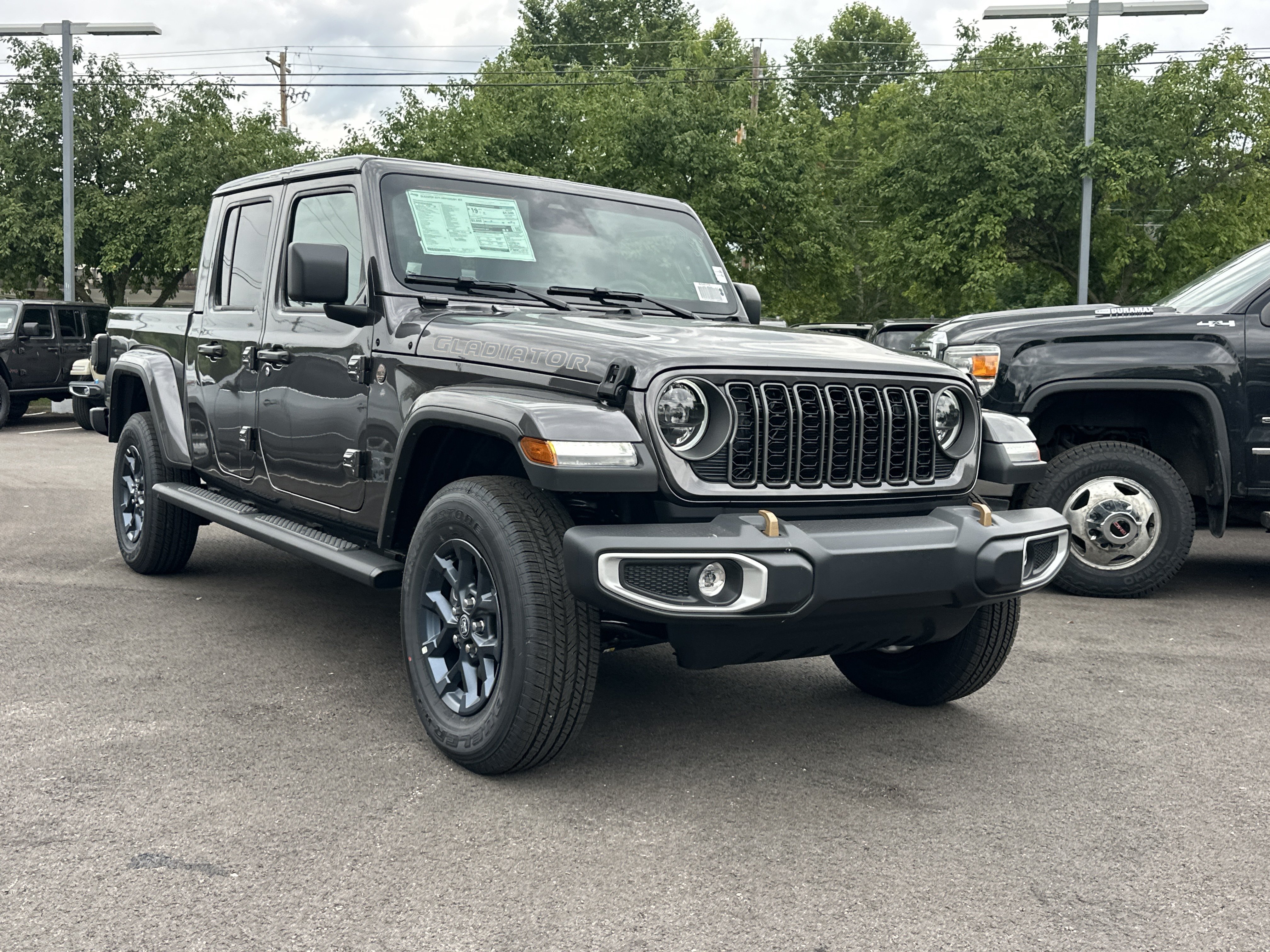 New 2026 Jeep Gladiator Sport AWD/4WD image 22