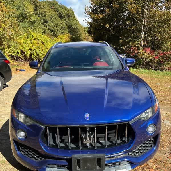 Used 2017 Maserati Levante S AWD/4WD image 8