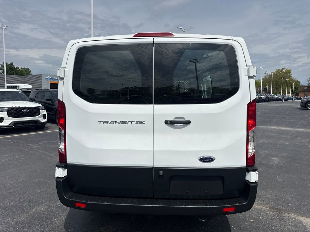 Used 2024 Ford Transit 250 Low Roof w/ Exterior Upgrade Package RWD image 8