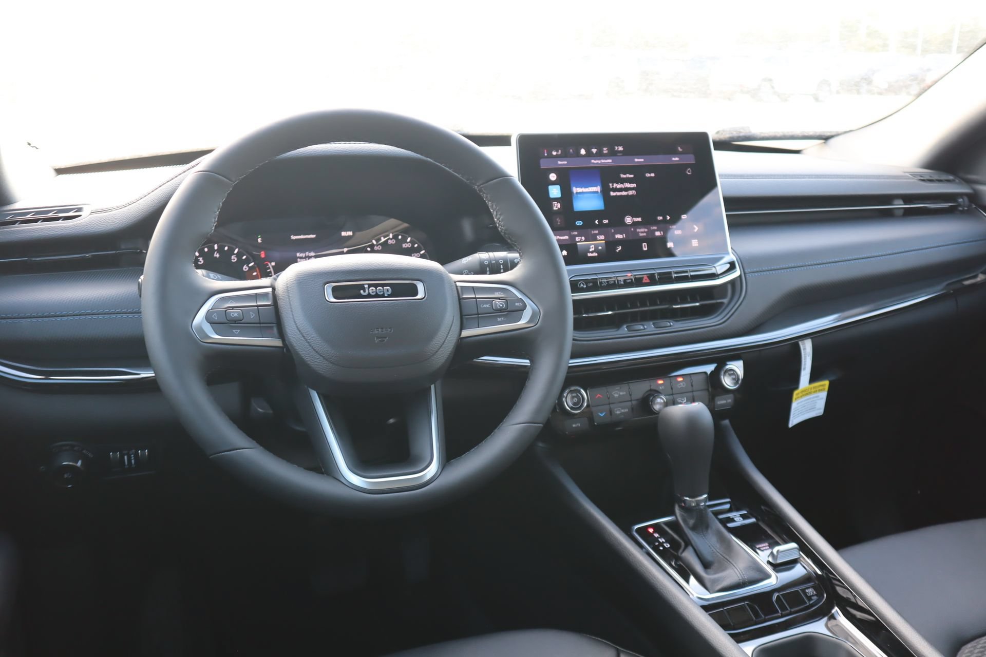 New 2026 Jeep Compass Latitude AWD/4WD image 2
