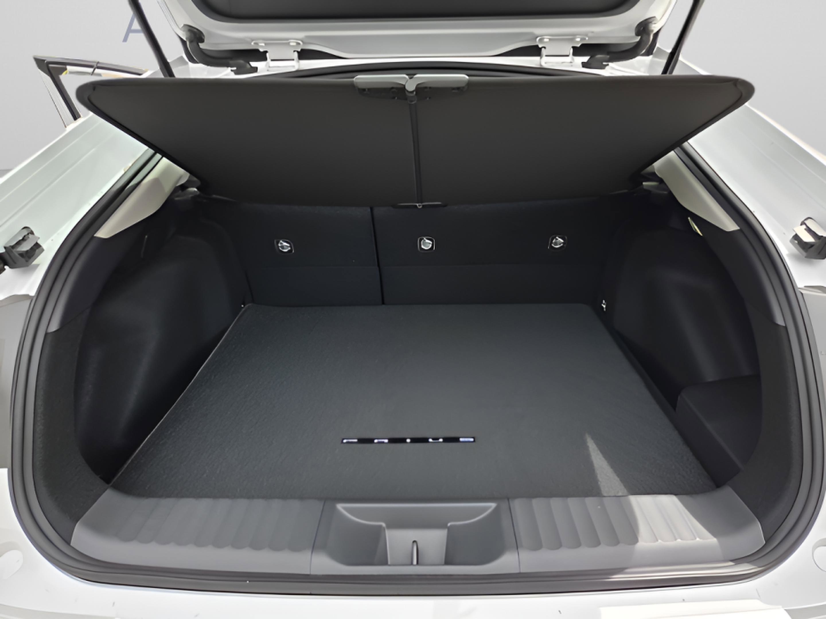 New 2026 Toyota Prius XLE FWD image 25