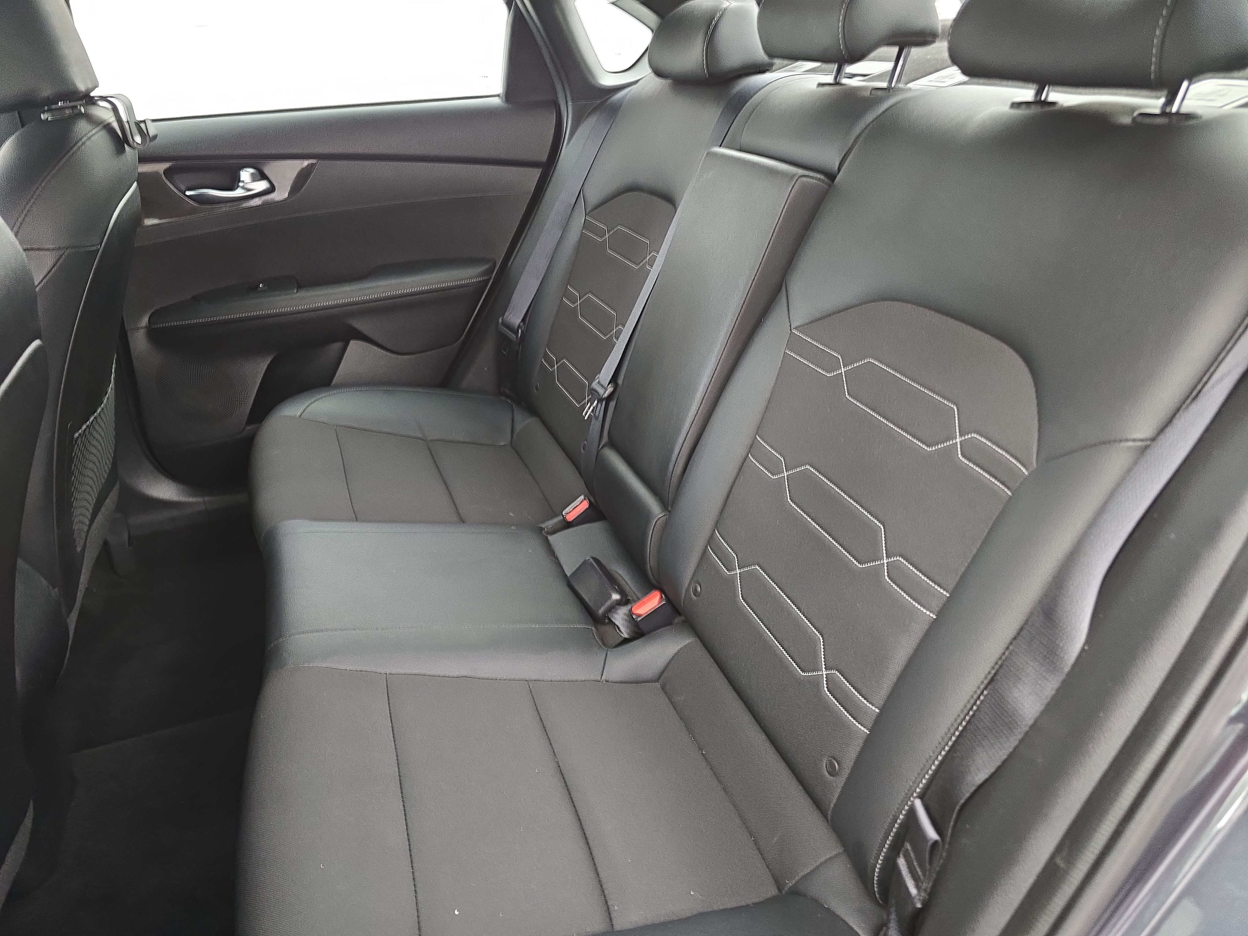 Used 2023 Kia Forte GT-Line FWD image 13