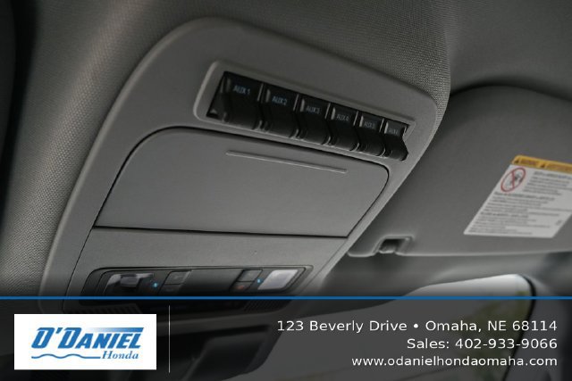 Used 2025 Ford F350 XLT w/ 360-Degree Camera Package AWD/4WD image 10