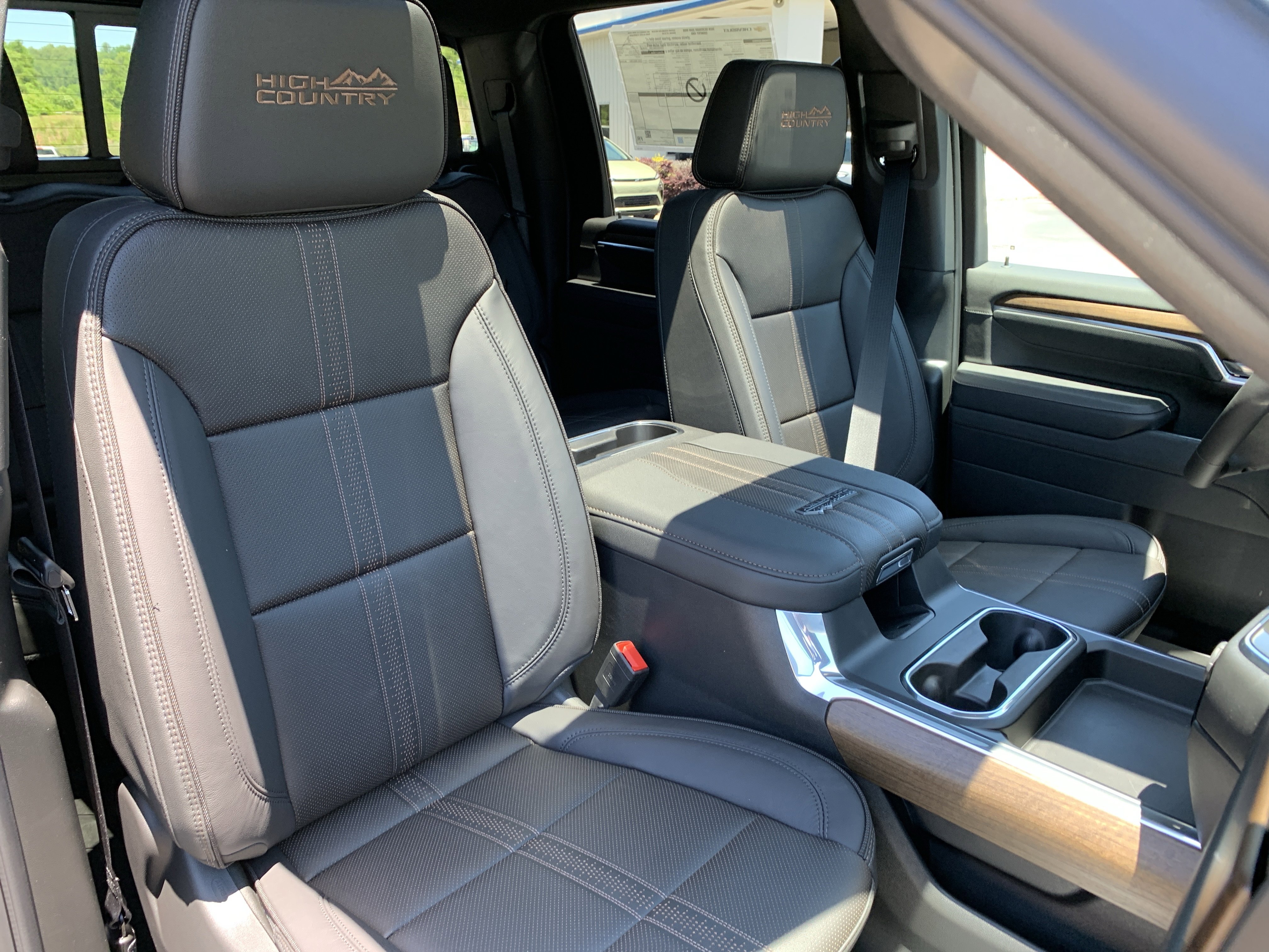 New 2026 Chevrolet Silverado 3500 High Country w/ High Country Premium Package AWD/4WD image 30