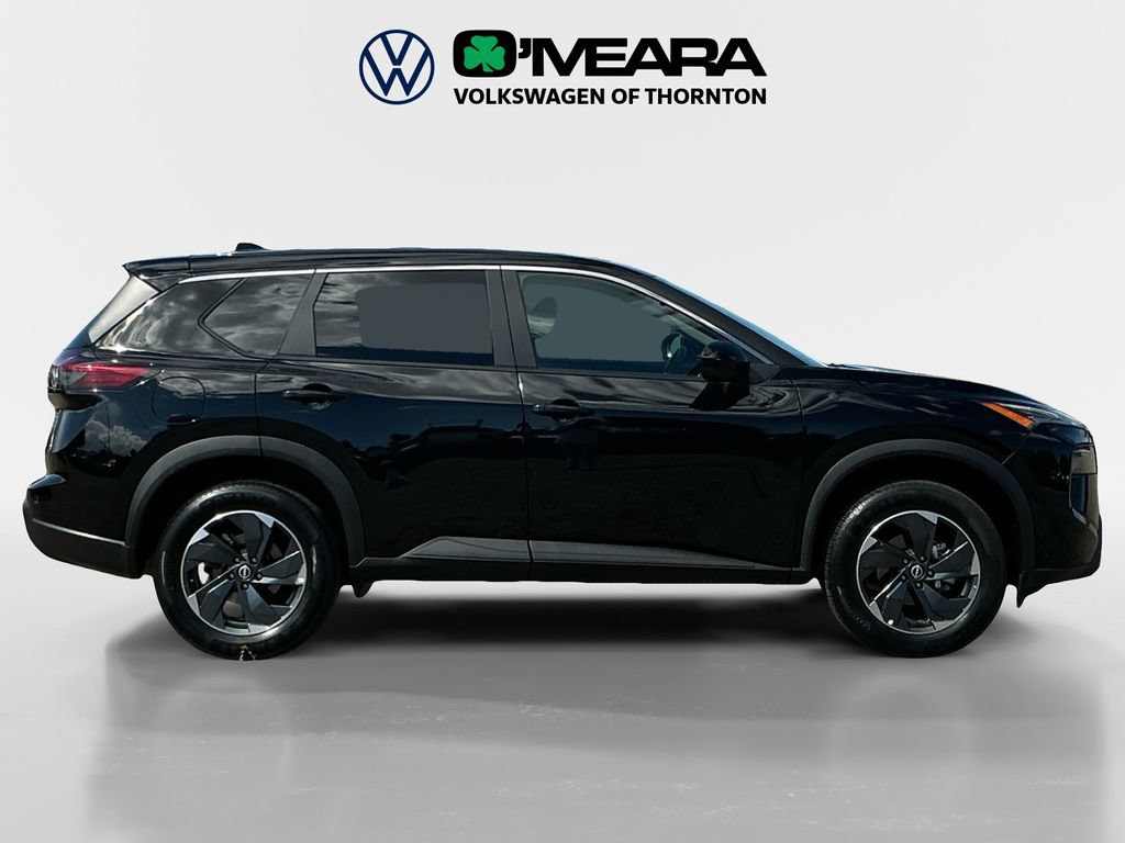 Used 2025 Nissan Rogue SV AWD/4WD image 6