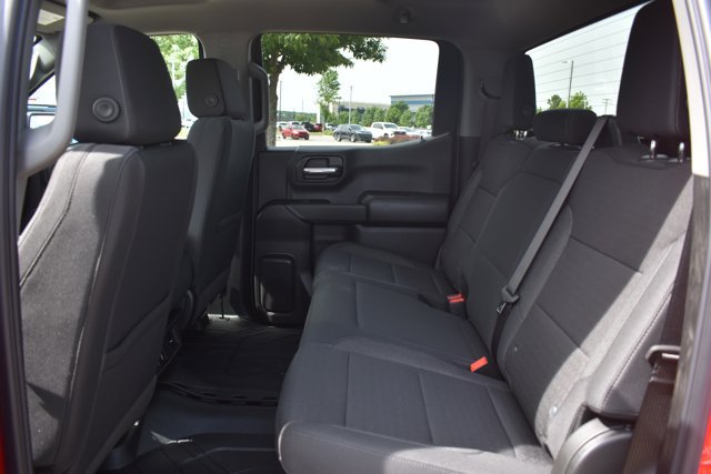 New 2026 Chevrolet Silverado 1500 Custom w/ LPO, Dark Essentials Package AWD/4WD image 19