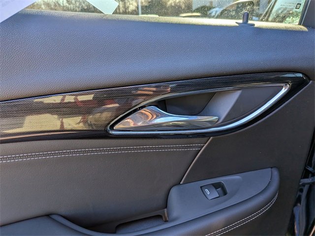 Used 2023 Buick Envision Essence image 25