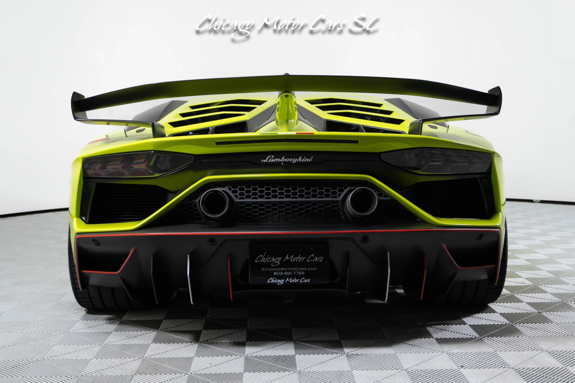 Used 2019 Lamborghini Aventador SVJ AWD/4WD image 19