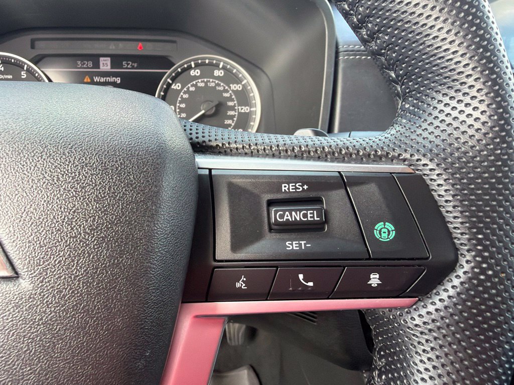 Used 2023 Mitsubishi Outlander SE AWD/4WD image 29