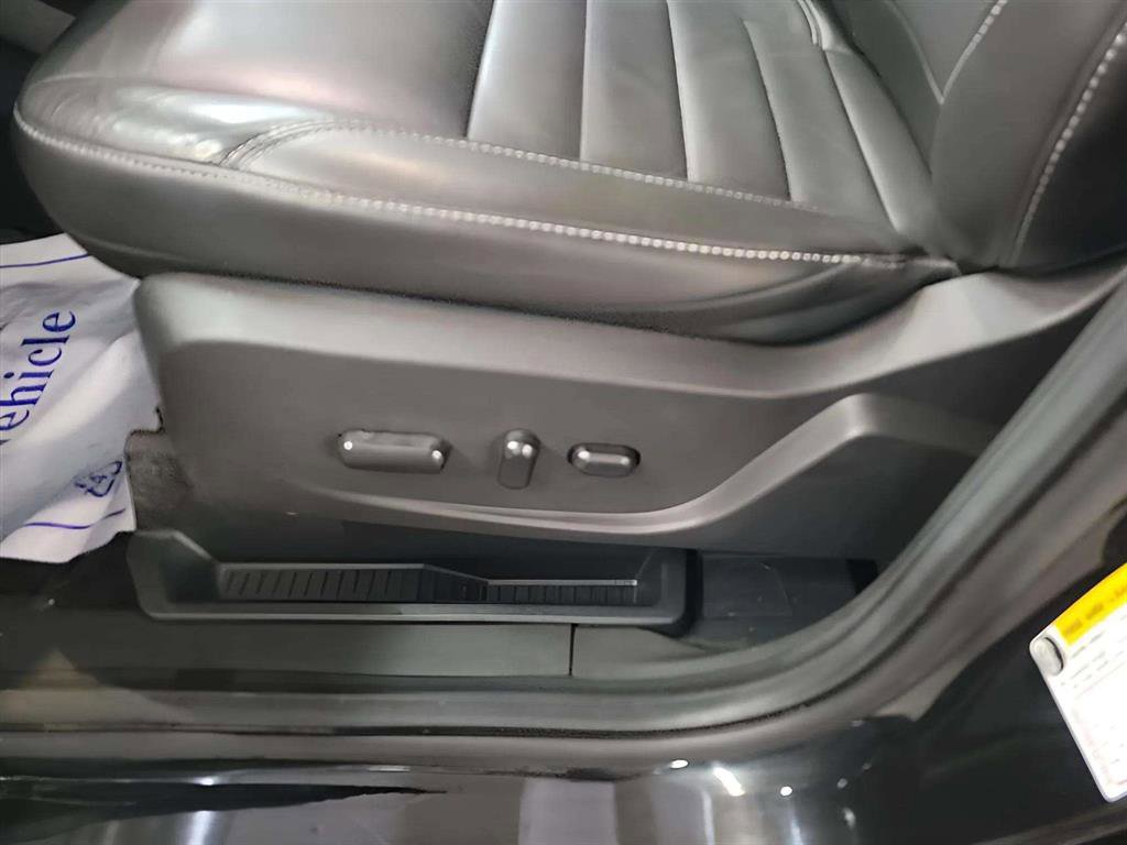 Used 2015 Ford Escape Titanium w/ Equipment Group 301A image 14