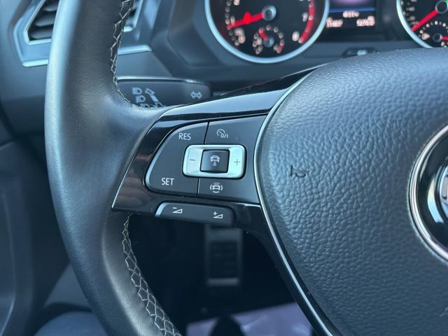 Used 2021 Volkswagen Tiguan SE R-Line w/ 3rd Row Seat Package image 13