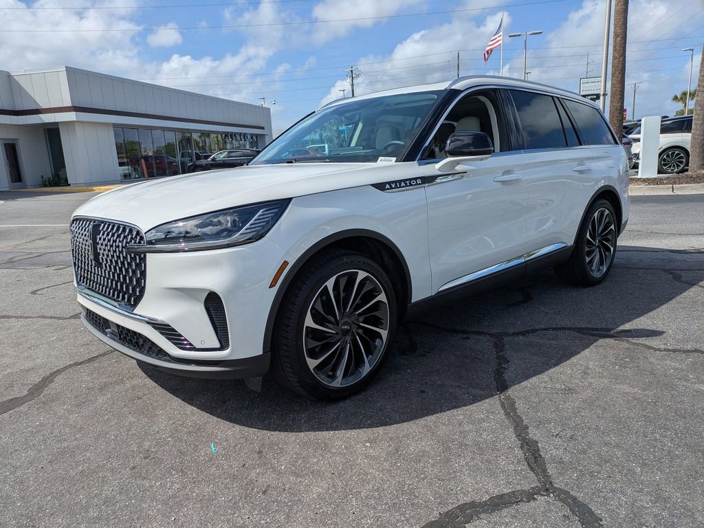 New 2026 Lincoln Aviator Reserve AWD/4WD image 8