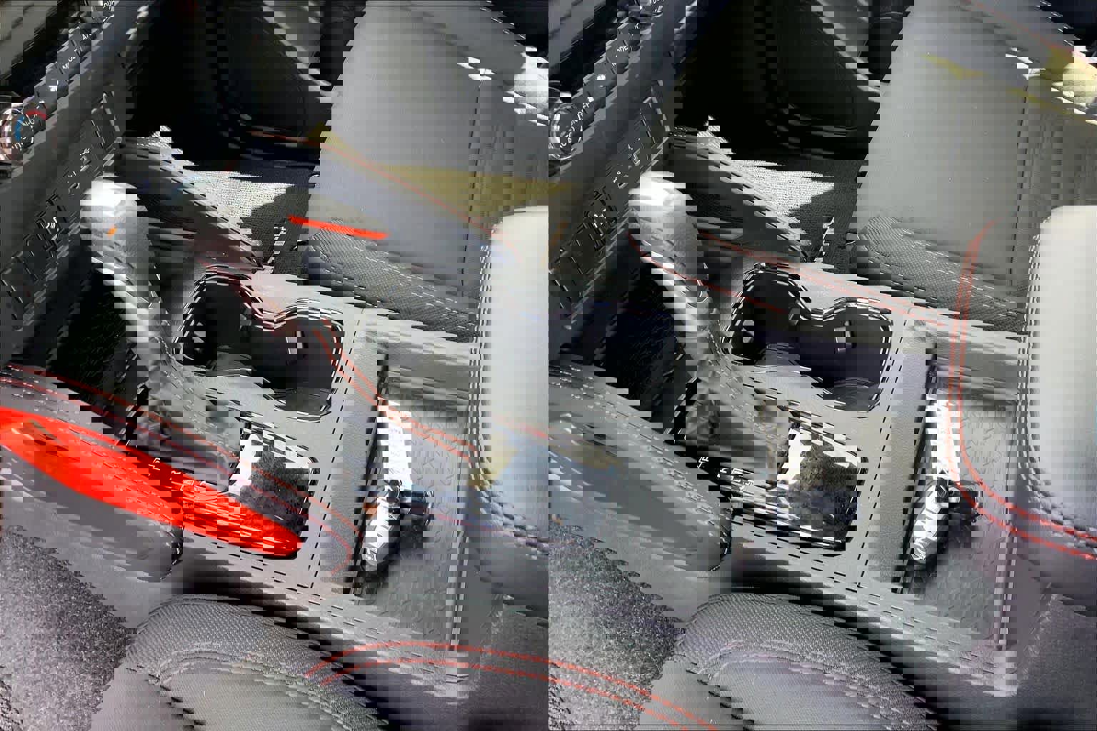 Used 2025 Nissan Frontier Pro-X image 17