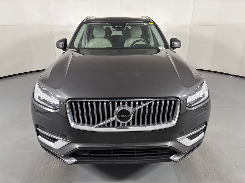 Used 2024 Volvo XC90 T8 Ultimate w/ Protection Package Premier AWD/4WD image 3