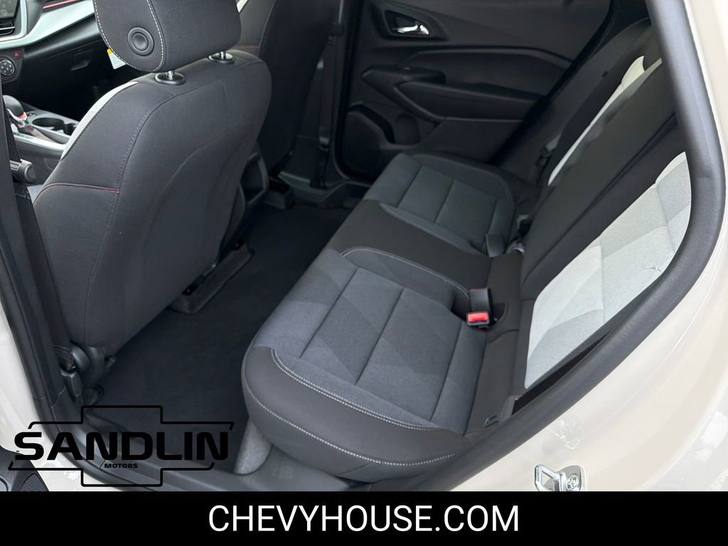 New 2026 Chevrolet Trax RS w/ Sunroof Package image 25