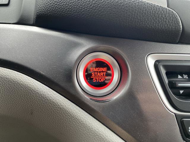 Used 2017 Honda Ridgeline RT image 29