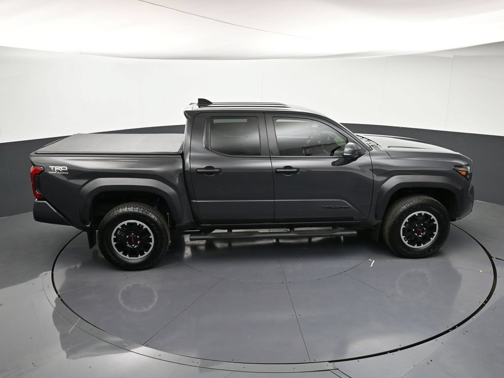 Used 2024 Toyota Tacoma TRD Off-Road w/ TRD Off Road Upgrade Package AWD/4WD image 20